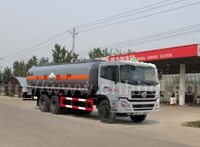 東風天龍后八輪腐蝕性物品罐式運輸車(國四)