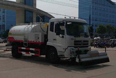 國五東風9清洗車